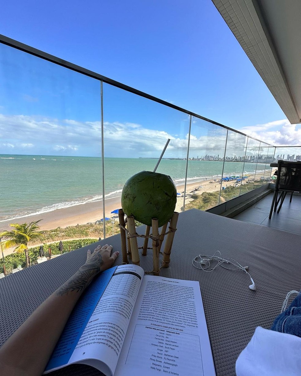 Bianca Andrade Posa De Lingerie E Cropped E Ganha Elogios Dos Seguidores T O Linda