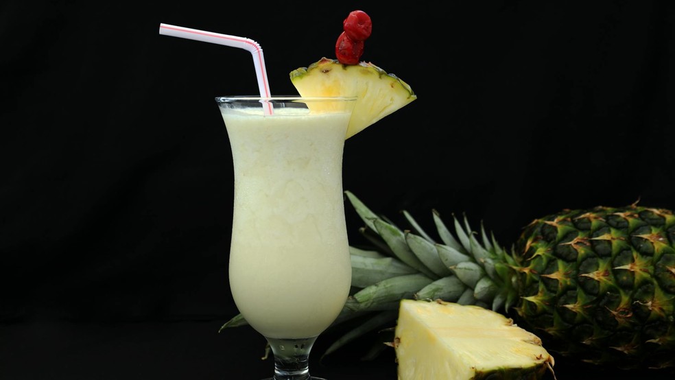 Com seu sabor tropical, a Piña Colada levará a mente fértil dos piscianos direto para uma ilha paradisíaca — Foto: Reprodução/Pexels