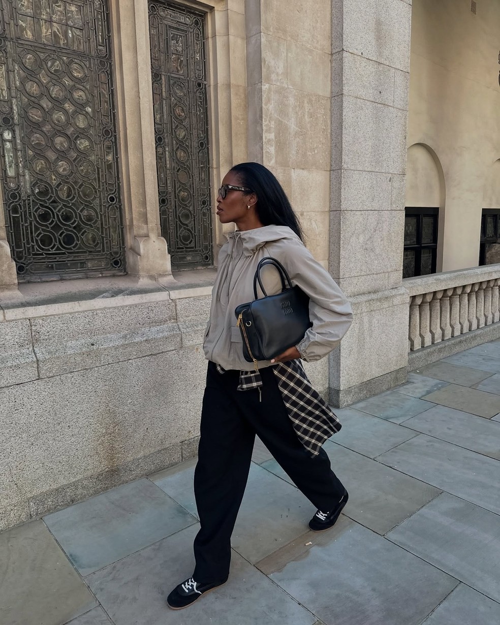Estas bolsas tendência são perfeitas para te acompanhar no look de trabalho — Foto: Reprodução/Instagram @nlmarilyn