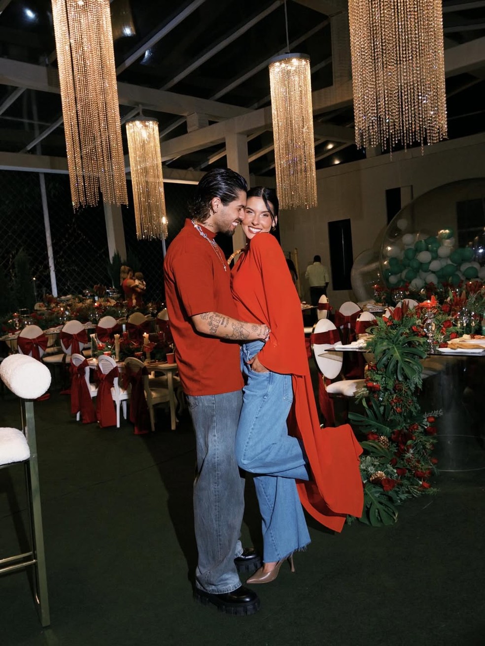 Ana Castela e Zé Felipe passaram Natal juntos, dias antes de anunciarem término de namoro de 2 meses — Foto: Reprodução/Instagram