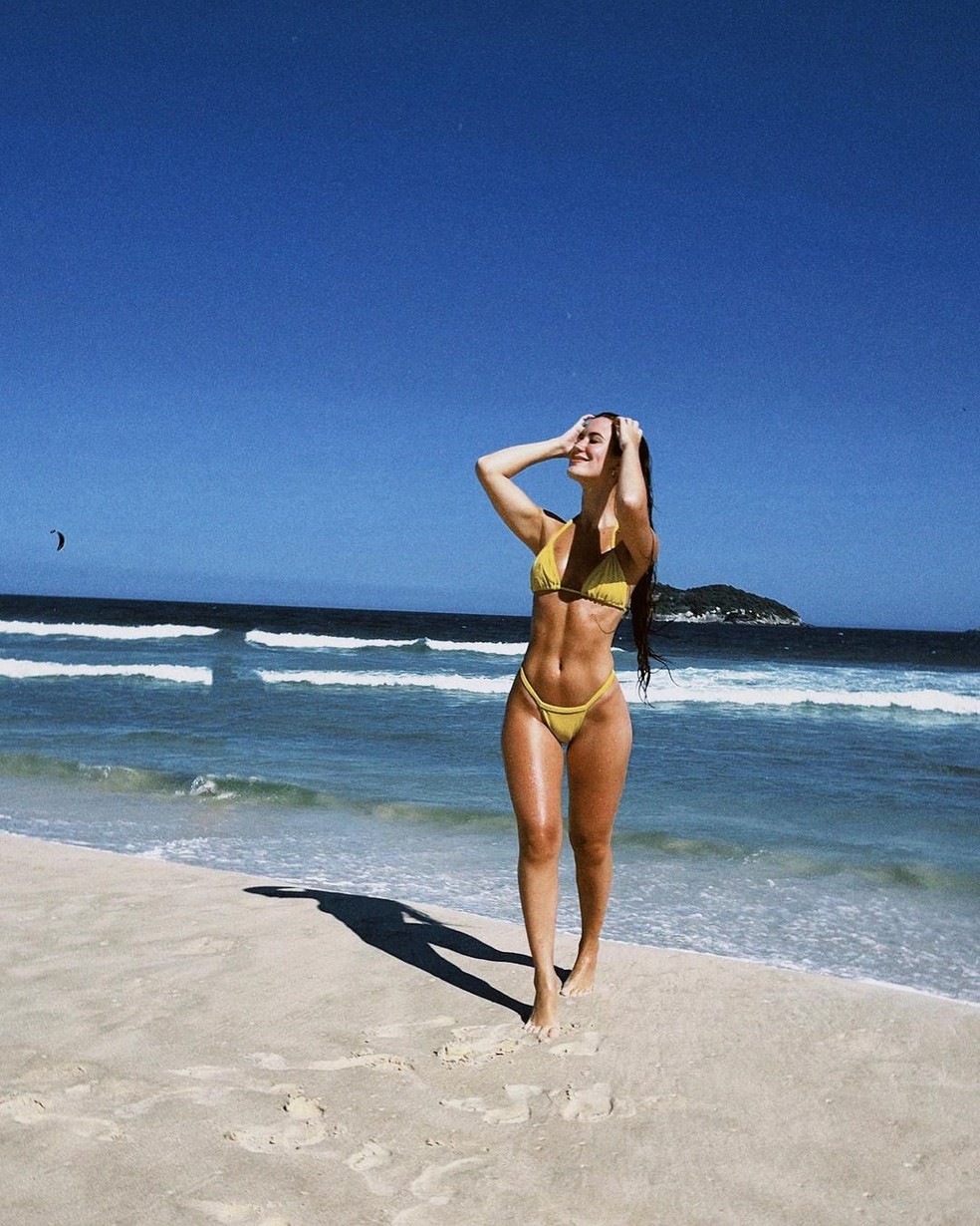 Thaisa Carvalho curtiu dia ensolarado no Rio de Janeiro — Foto: Reprodução/ Instagram