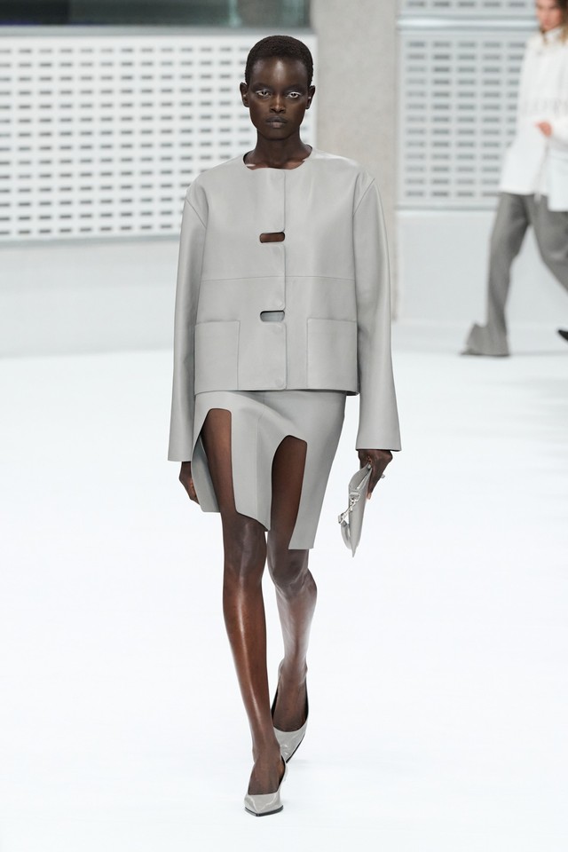 LFW: 6 destaques da estreia de Christopher Kane na direção criativa da ...
