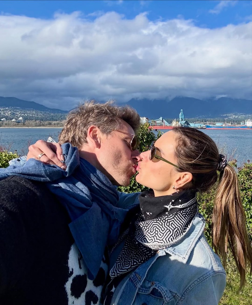 Alessandra Ambrosio posta registro raro com o filho, Noah, e web se surpreende com crescimento do garoto — Foto: Reprodução/Instagram