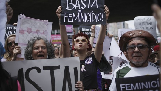 Brasil bate recorde de feminicídios no primeiro trimestre do ano com média de 4 vítimas por dia Brasil bate recorde de feminicídios no primeiro trimestre do ano com média de 4 vítimas por dia