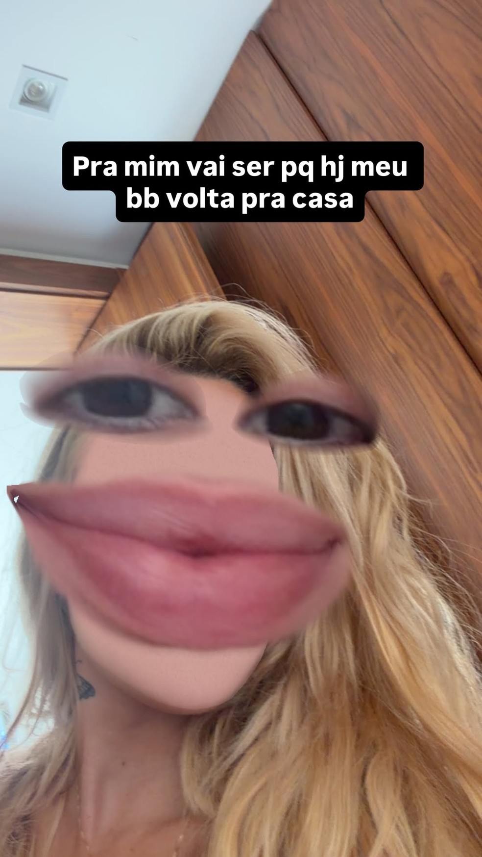 Após dias com Éder Militão, Cecília retorna para a casa da mãe, Karoline Lima, que comemora: 'Meu bebê' — Foto: Reprodução/Instagram