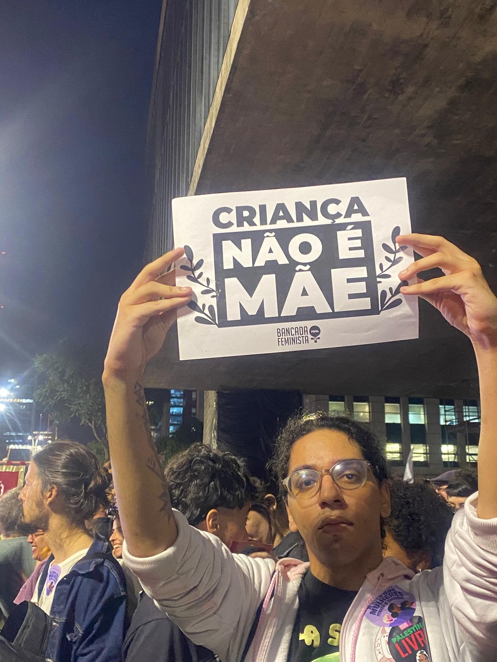 Manifestantes protestam na Avenida Paulista � Foto: Camila Cetrone/ Marie Claire