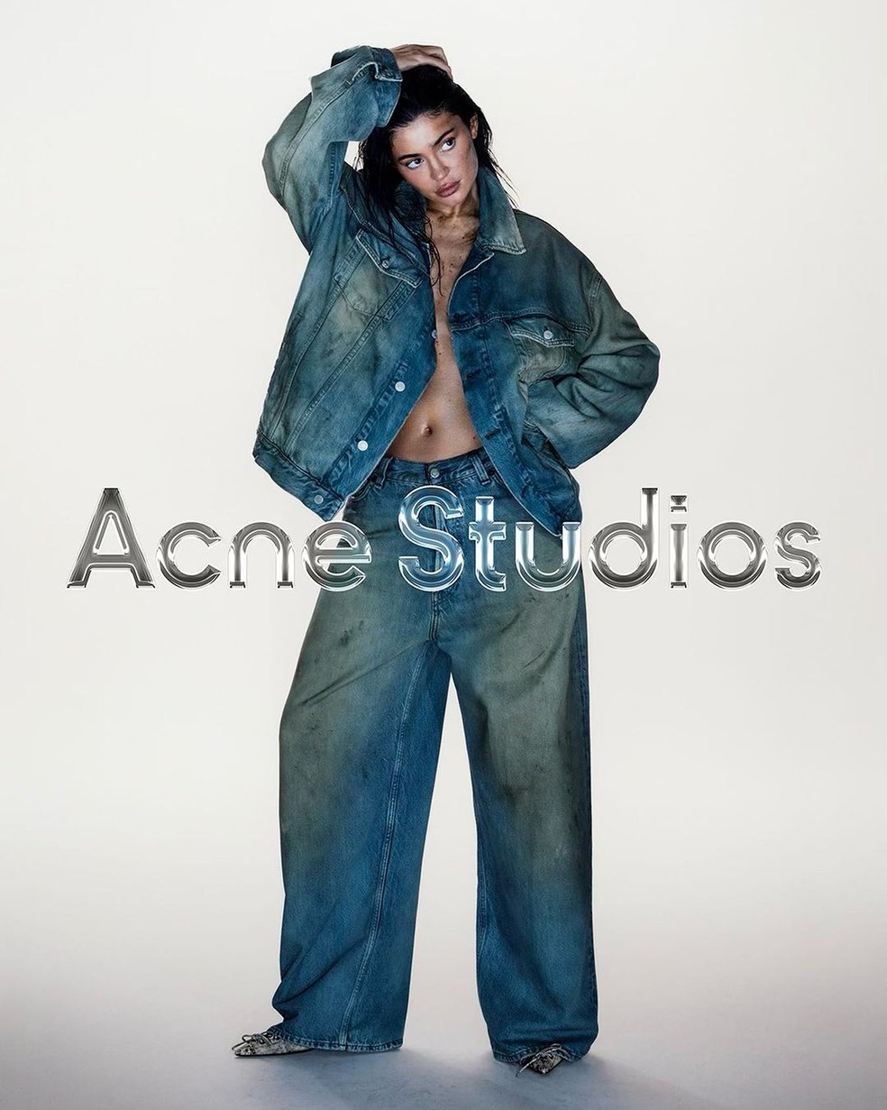 Kylie Jenner para Acne Studios — Foto: Reprodução/Instagram