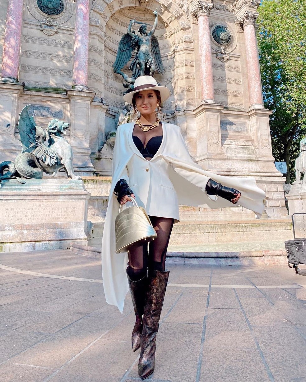 Emily em Paris': nova temporada contará com roupas de brechós e novos  estilistas – Metro World News Brasil