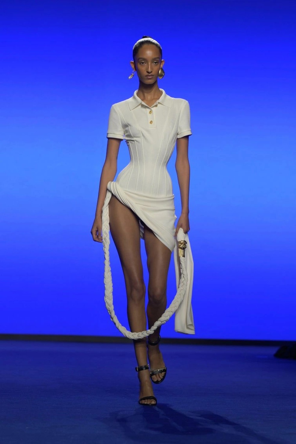 Desfile Schiaparelli, coleção verão primavera 2025, Semana de Moda de Paris — Foto: Divulgação