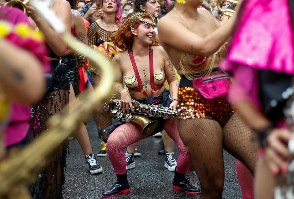 'As fantasias e as roupas não são convites para acessar o seu corpo enquanto mulher', diz Ana Cristina de Souza, coordenadora de Políticas para as Mulheres da cidade de São Paulo — Foto: Miguel Schincariol/AFP/Getty Images