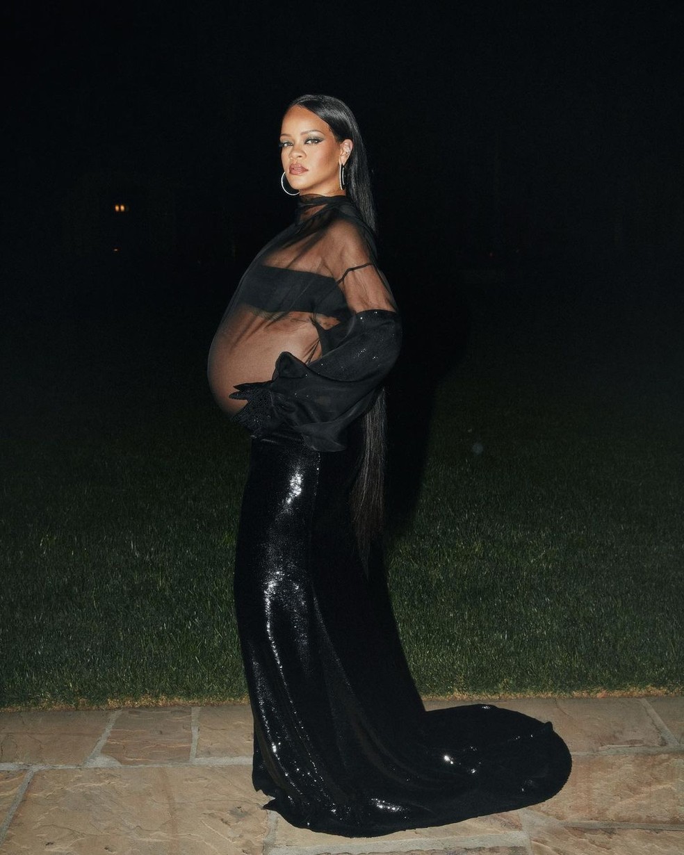 Rihanna em evento pós-Oscar no hotel Château Marmont, em Los Angeles — Foto: Reprodução / Instagram