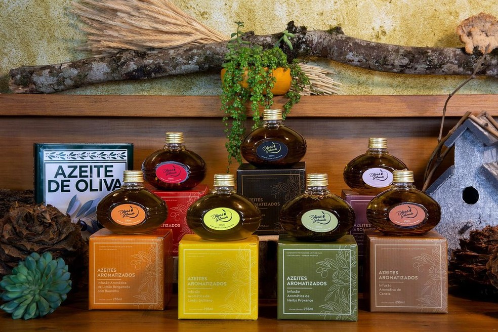 Variedade de produtos com azeite de oliva no Olivas de Gramado — Foto: Sergio Azevedo