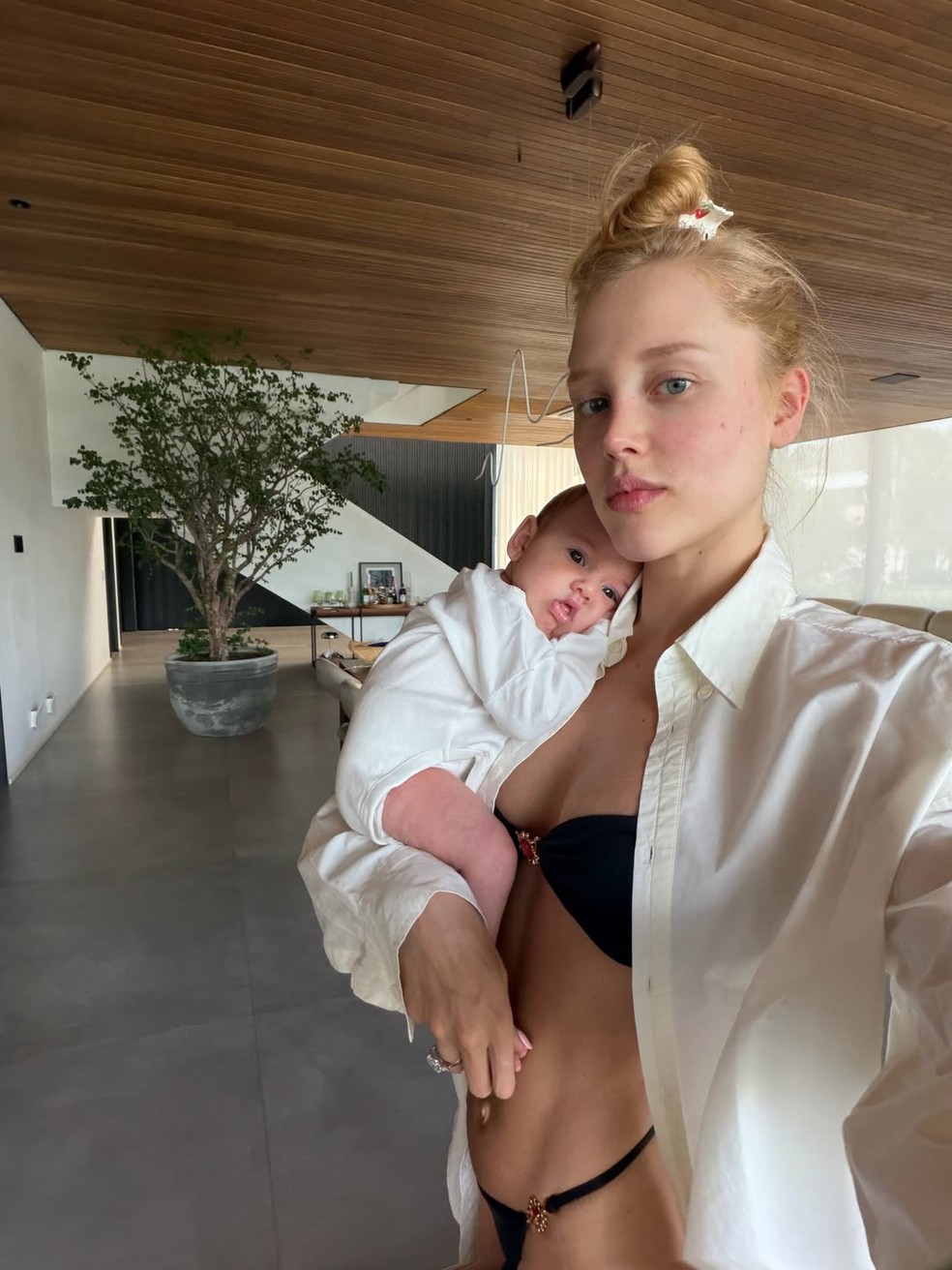 Malu Borges e a filha Maria Olímpia — Foto: Reprodução/Instagram