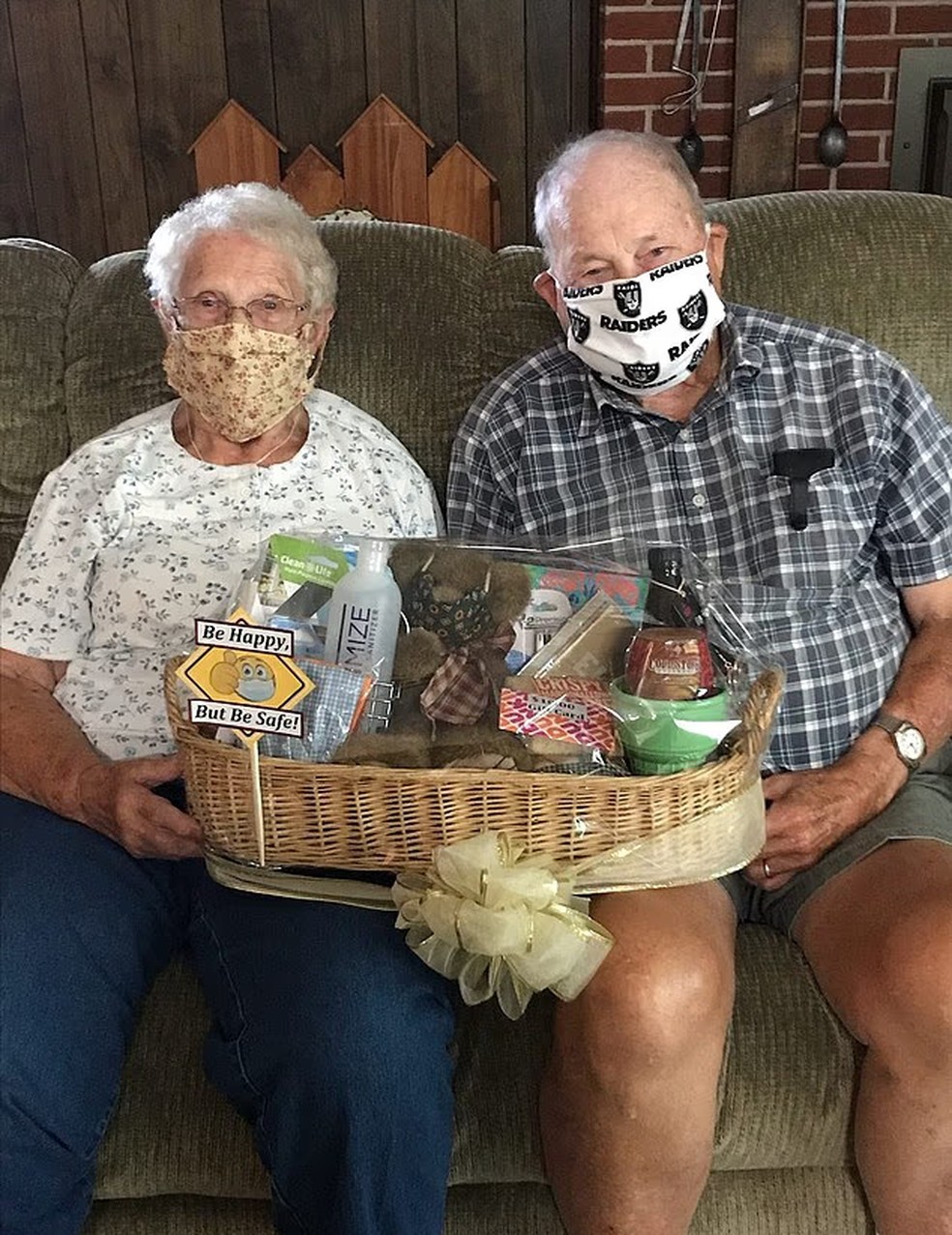 Kenneth e Marilyn Oland eram companheiros de vida — Foto: Reprodução/ Instagram