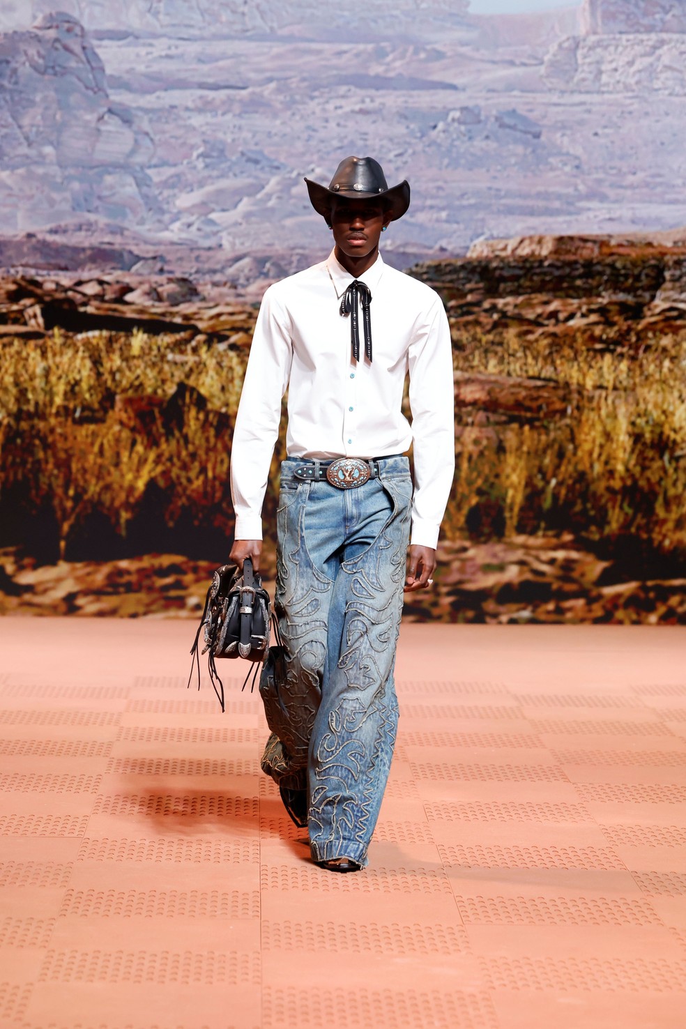 Louis Vuitton masculino por Pharrell Williams - inverno 2024 — Foto: Divulgação