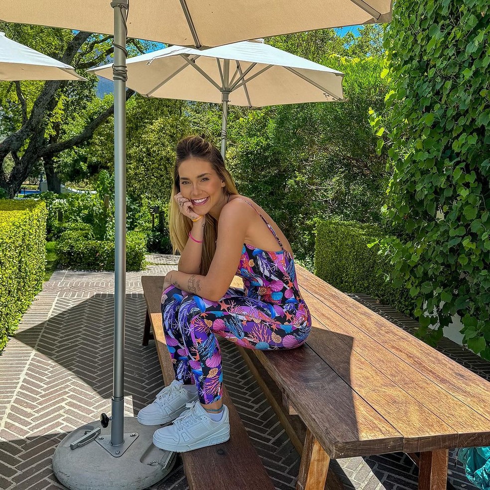 Look de Virginia em viagem a África do Sul gera debate: 'Gosto é gosto'