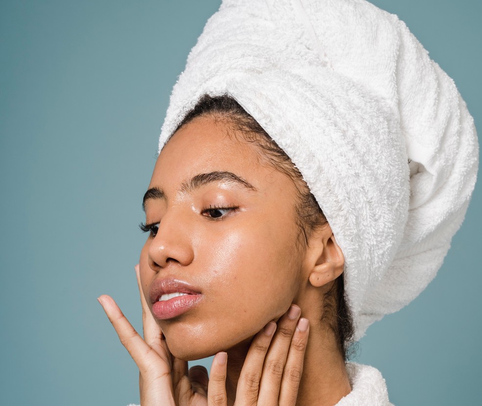 7 opções de óleos corporais para hidratar a pele durante o banho — Foto: Pexels