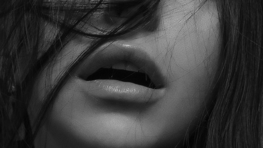 Mulheres contam suas histórias mais excitantes de sexo oral
