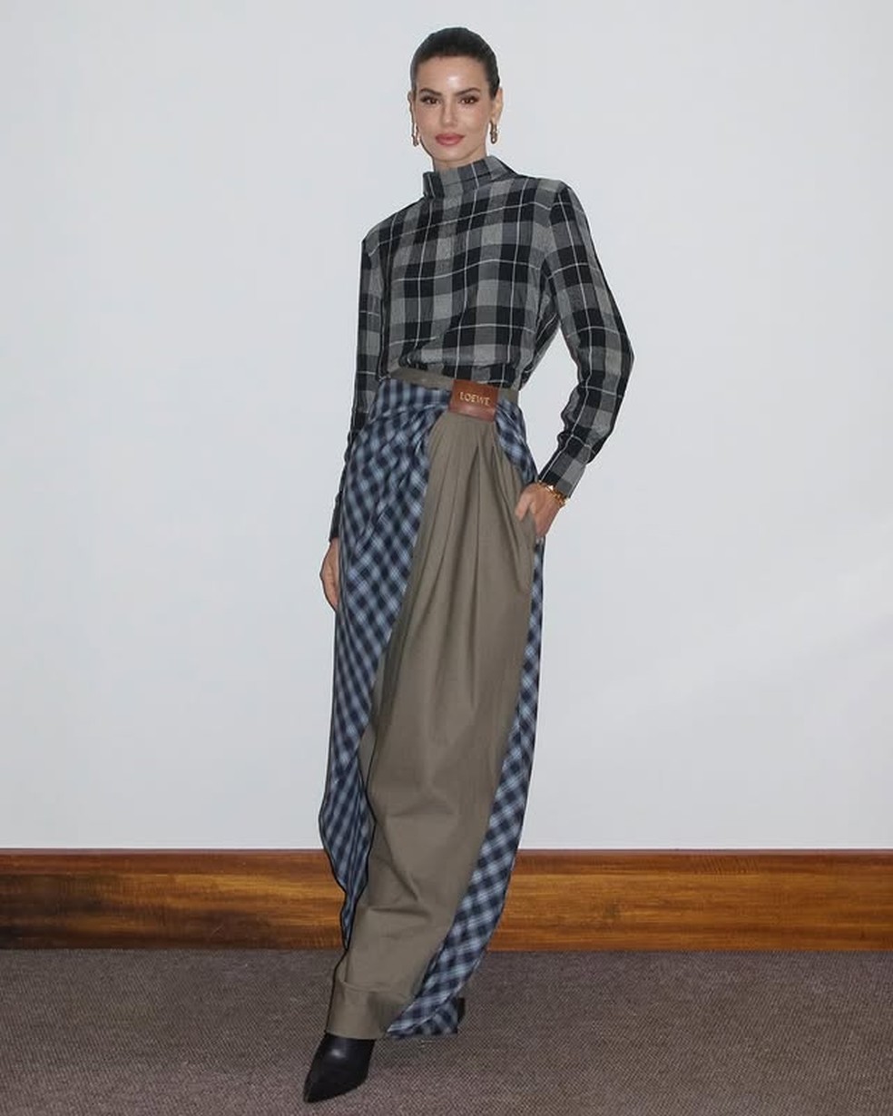 10 looks de Camila Queiroz para se inspirar — Foto: Reprodução/Instagram @camilaqueiroz
