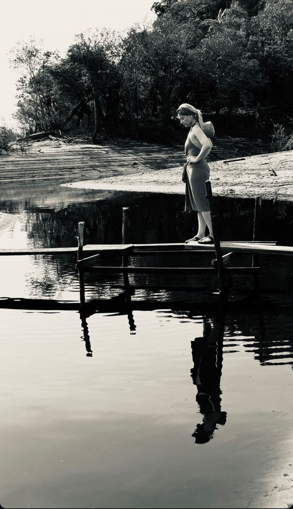 Angélica e Luciano Huck posam juntos em viagem à Amazônia 'Dias de