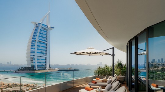 Dubai: o lugar das hipérboles ganha uma nova escala a partir de um olhar menos óbvio