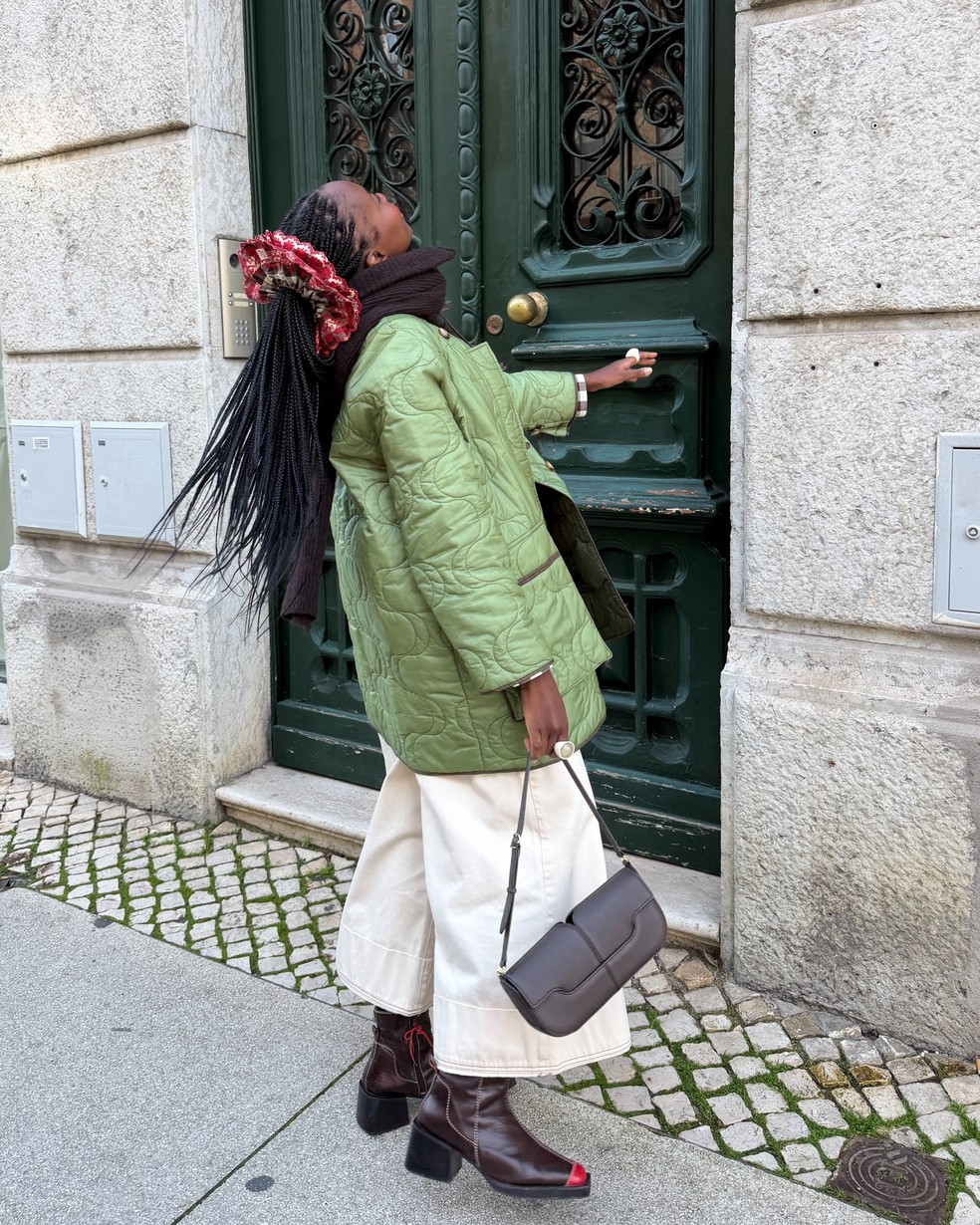 6 fórmulas de looks infalíveis para enfrentar os dias de chuva