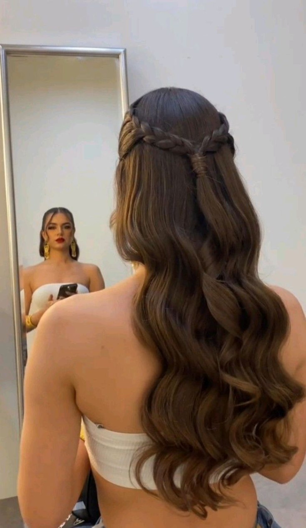 Penteado em cabelo liso: ideias de penteados fáceis para você mesma fazer
