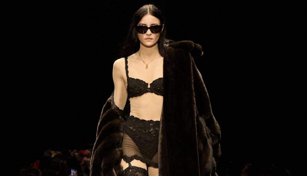 Balenciaga, Semana de Moda de Paris Verã0 2025 — Foto: Reprodução