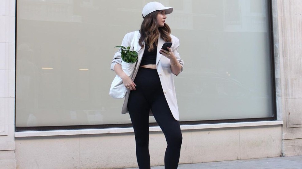As leggings são peças fashion e versáteis para muito além da academia — Foto: Reprodução/Instagram