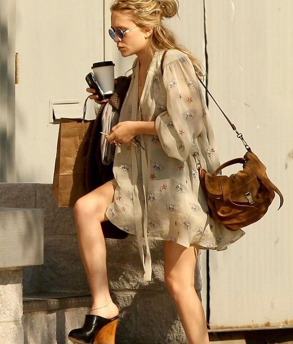 9 bolsas icônicas dos anos 2000 para investir em 2026 — Foto: marieclaire
