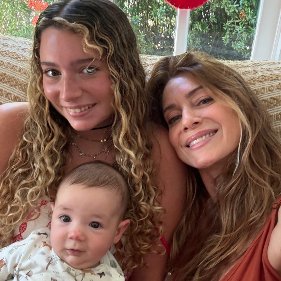 Leticia Spiller comemora os 15 anos da filha — Foto: Reprodução/Instagram