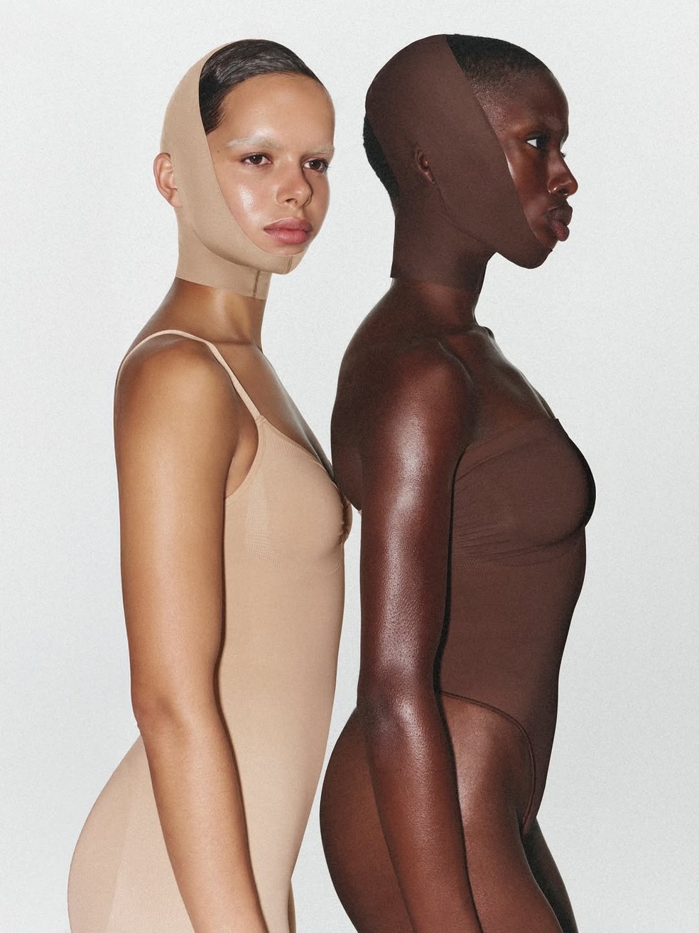Faixa modeladora lançada por Kim Kardashian pode causar danos — Foto: Reprodução / Instagram @skims