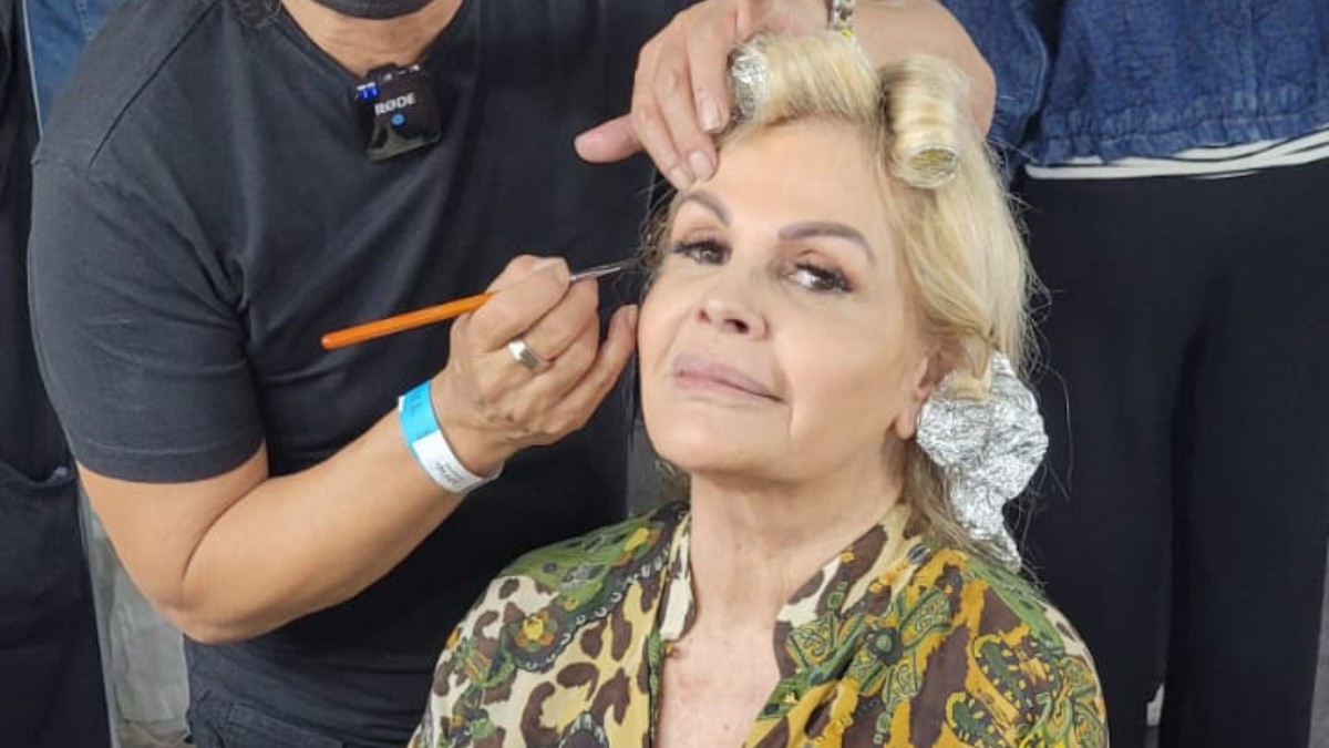SPFW Monique Evans se derrete pela filha, Bárbara Evans 'Muito orgulho'