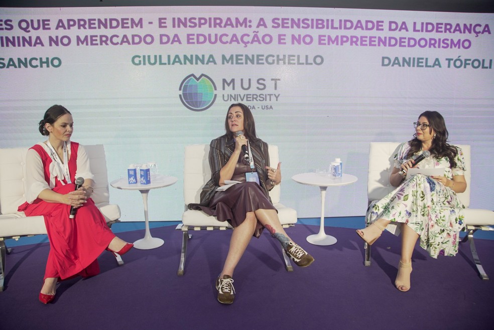 Simone Sancho, Giulianna Carbonari Meneghello e Daniela Tófoli falam de lifelong learning na 10ª edição do Power Trip Summit — Foto: Bruna Brandão