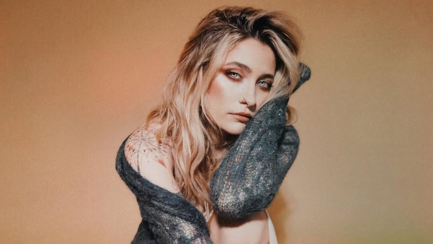 Como Paris Jackson gasta mesada milionária deixada pelo pai, Michael Jackson