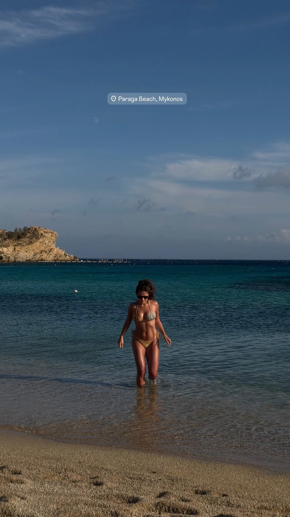 Maisa na praia — Foto: Reprodução/ Instagram @maisa