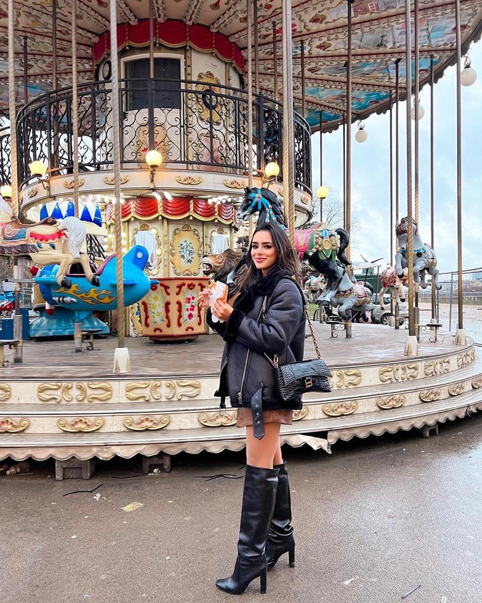 Bruna Biancardi em Paris — Foto: Divulgação