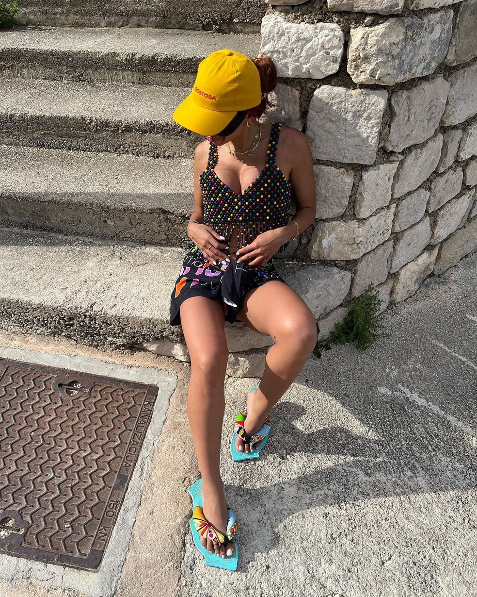 Anitta mostra detalhes de viagem de férias para Europa  — Foto: Reprodução