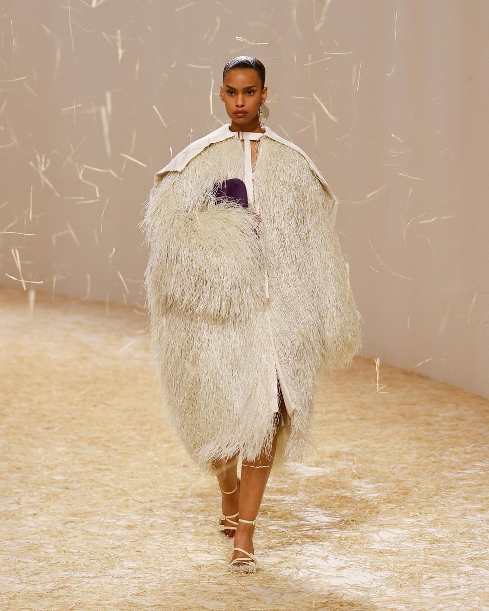 Jacquemus primavera/verão 2023 — Foto: Reprodução Instagram @jacquemus