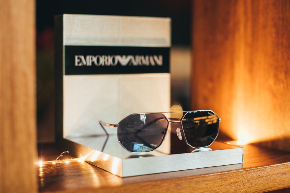 Lançamento da coleção eyewear Emporio Armani — Foto: Divulgação