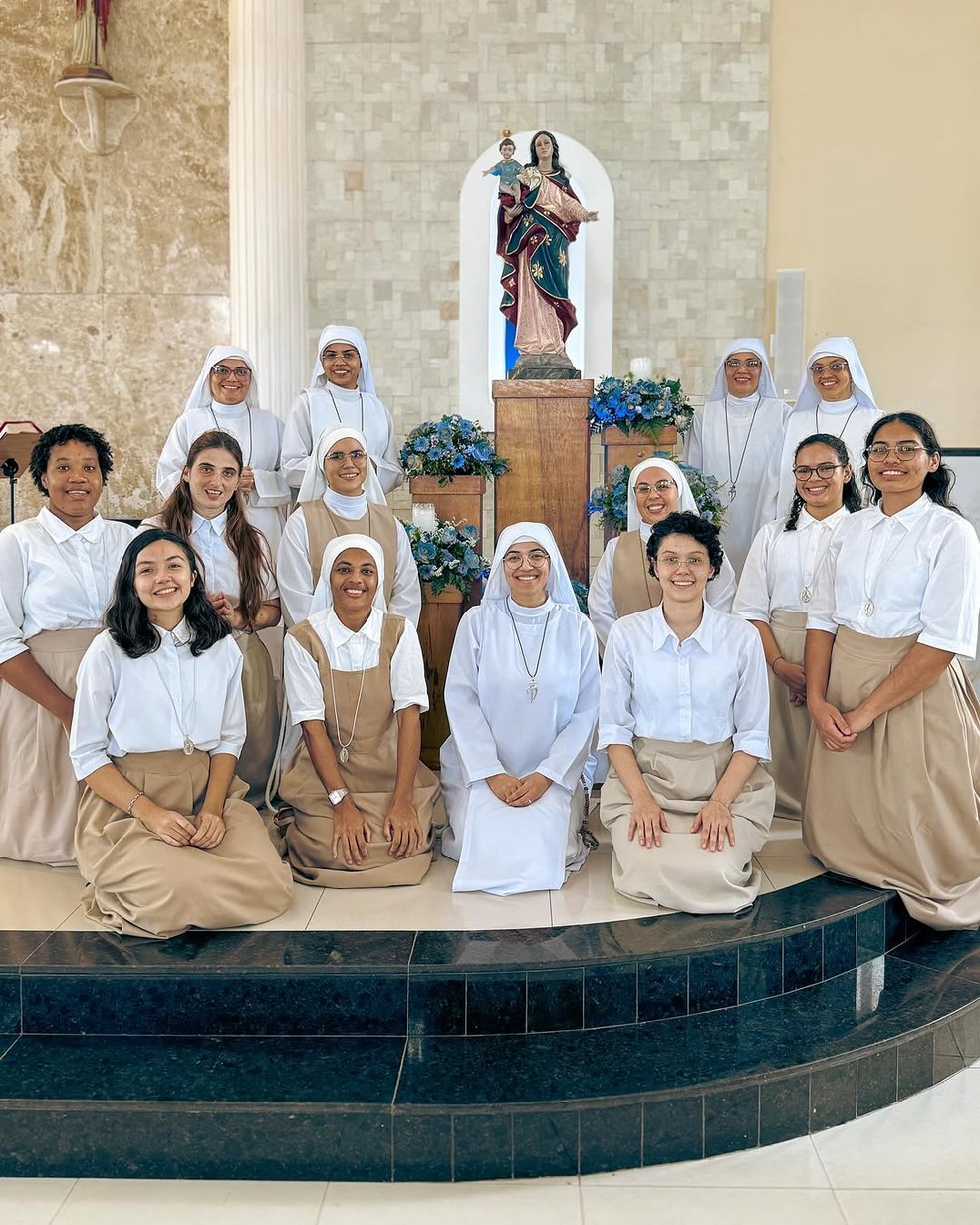 Freiras 'Filhas da Misericórdia' celebram aumento da procura pela vida religiosa após vídeos nas redes e pontuam que não é uma escolha simples — Foto: Reprodução/Instagram