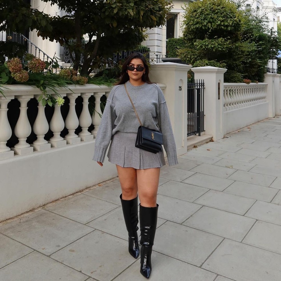 Mini saia no inverno — Foto: Reprodução/Instagram @bysaher