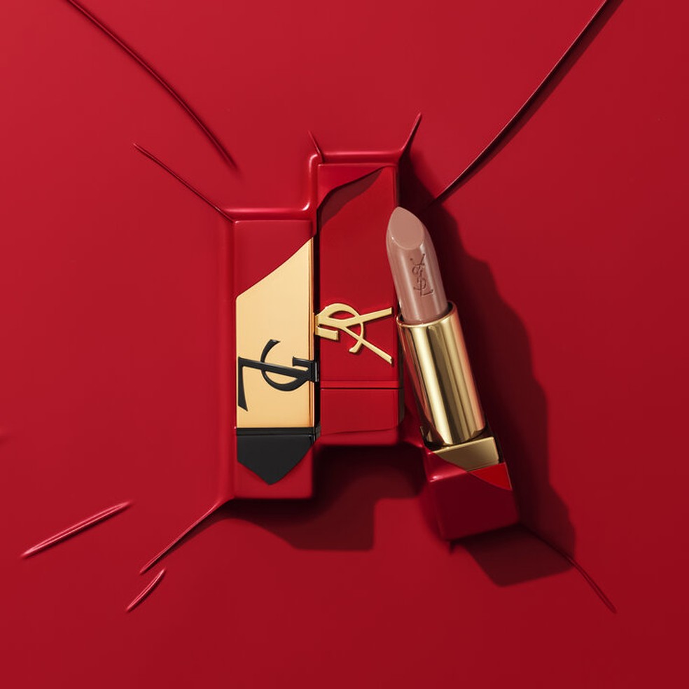 Batom Rouge Pur Couture Love Edition, de Yves Saint Laurent, R$ 269,00 — Foto: Divulgação