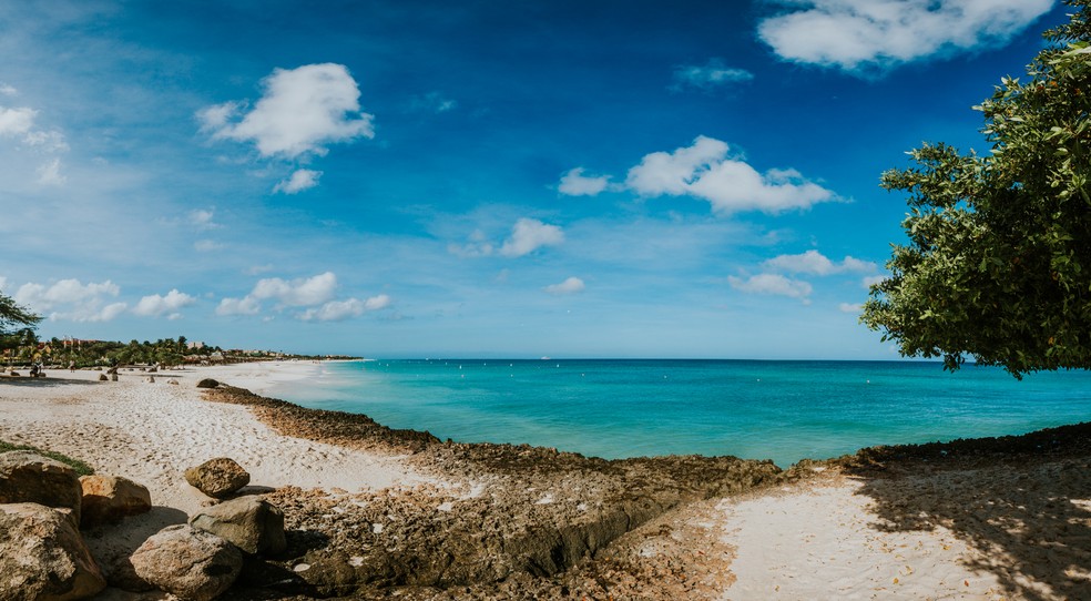 A beleza de Eagle Beach — Foto: Divulgação