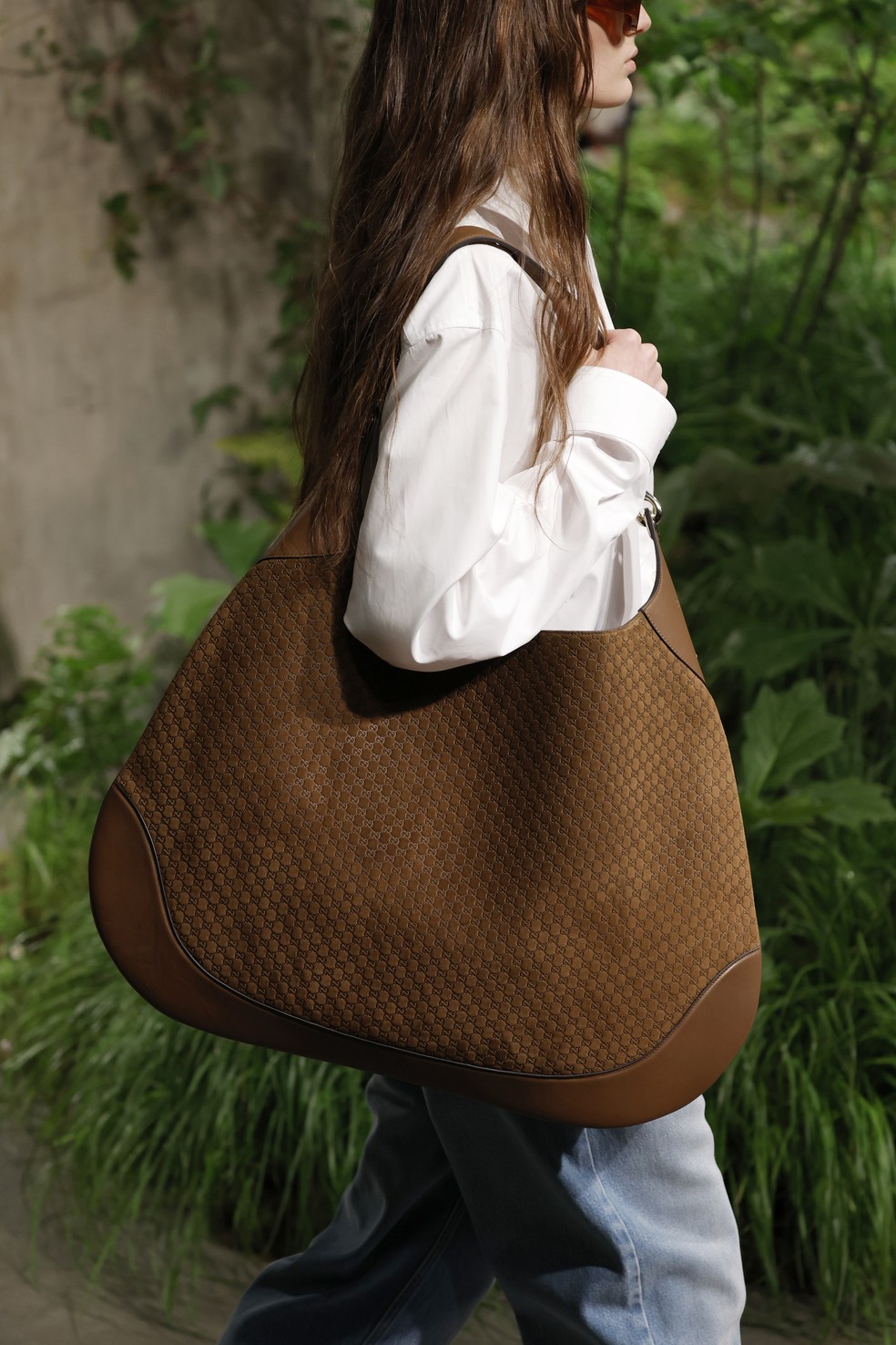 Bolsa Gucci B - Cruise 2025 — Foto: Divulgação