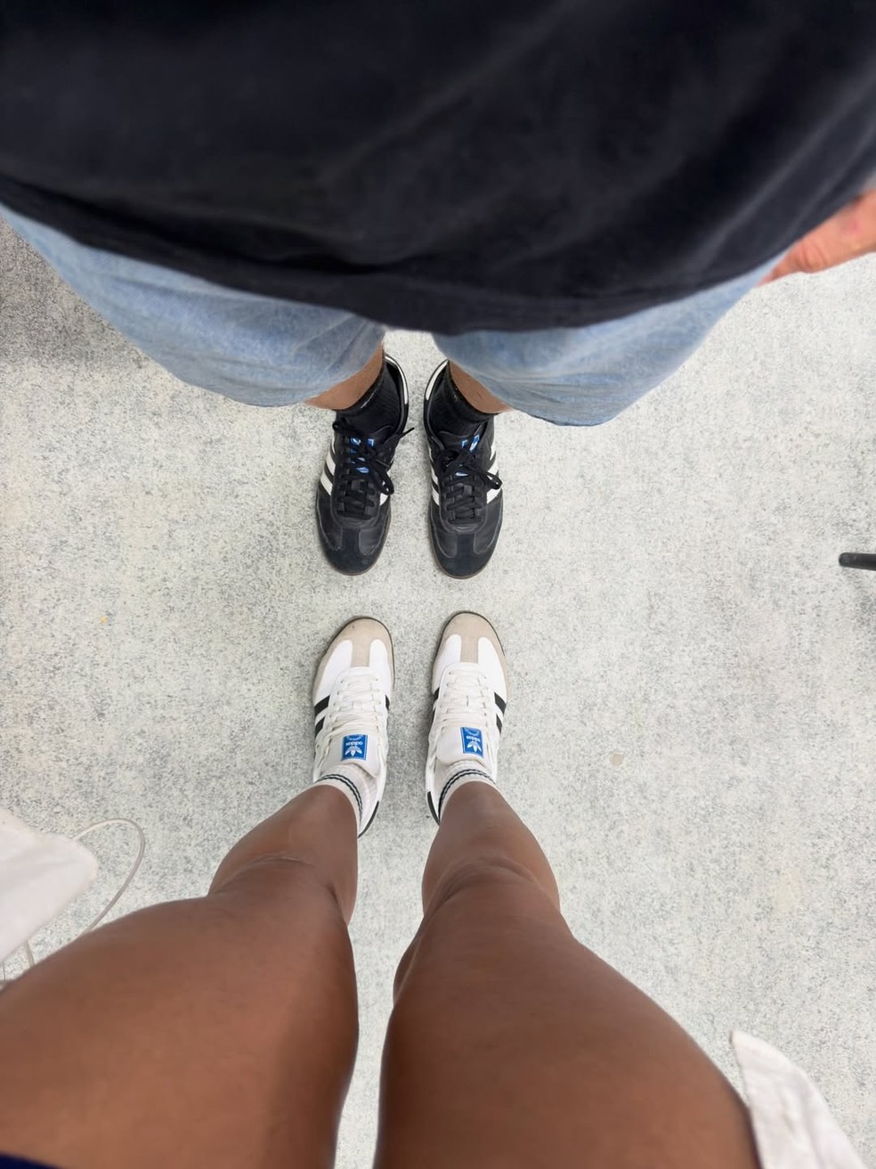 Sucesso em 'Três Graças', Gabriela Loran posa nua em cachoeira e recebe chuva de elogios — Foto: Reprodução/Instagram