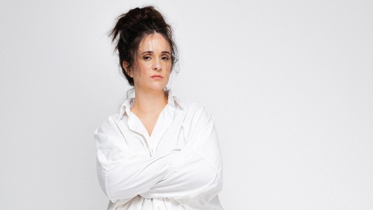 Mariana Rosa viraliza com vídeos de relatos de mulheres vítimas de violência: ‘Mesmo que não deixe marcas, sangramos por dentro’ Mariana Rosa viraliza com vídeos de relatos de mulheres vítimas de violência: ‘Mesmo que não deixe marcas, sangramos por dentro’