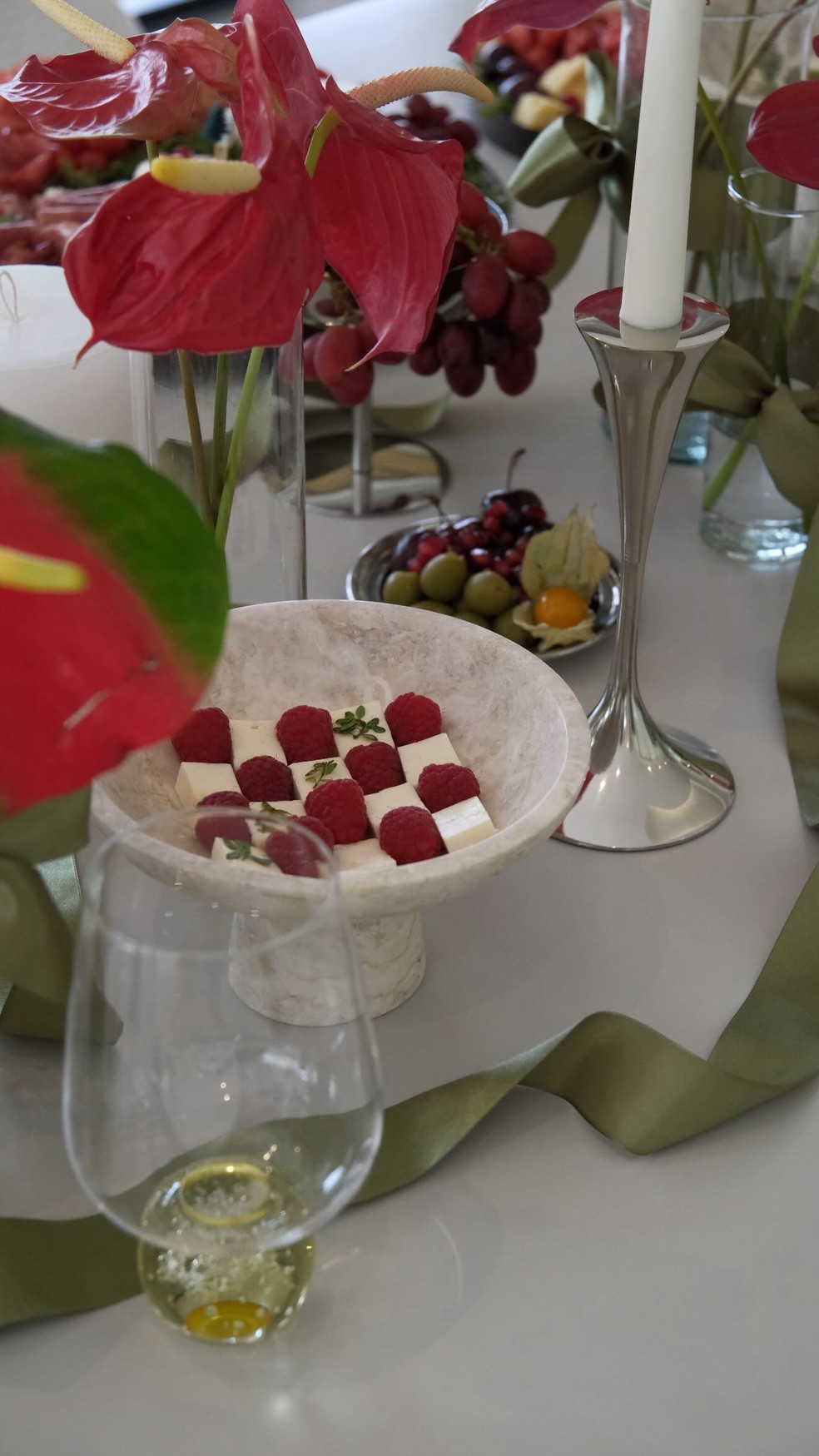 Helena, filha de Neymar, rouba a cena em festa pré-Natal — Foto: Reprodução/Instagram