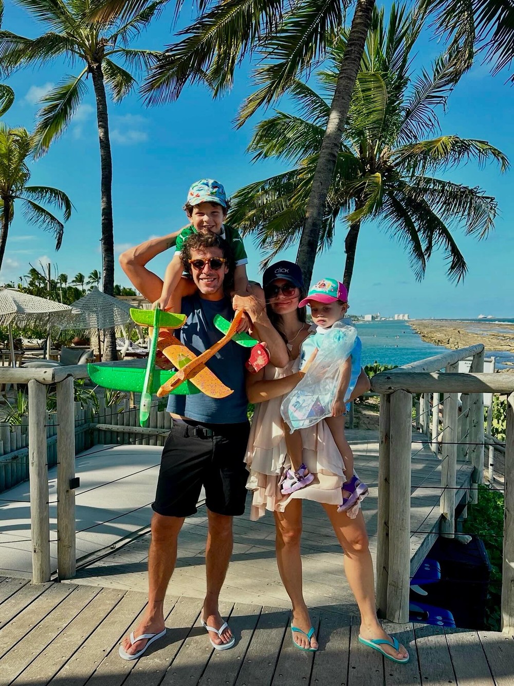 Juntos há 10 anos, Jayme Matarazzo e Luiza Tellechea mostram férias em ...