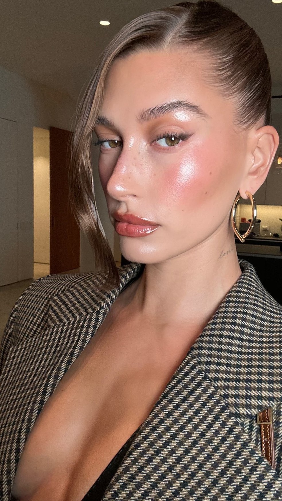 Novos delineados — Foto: Reprodução Instagram: @haileybieber